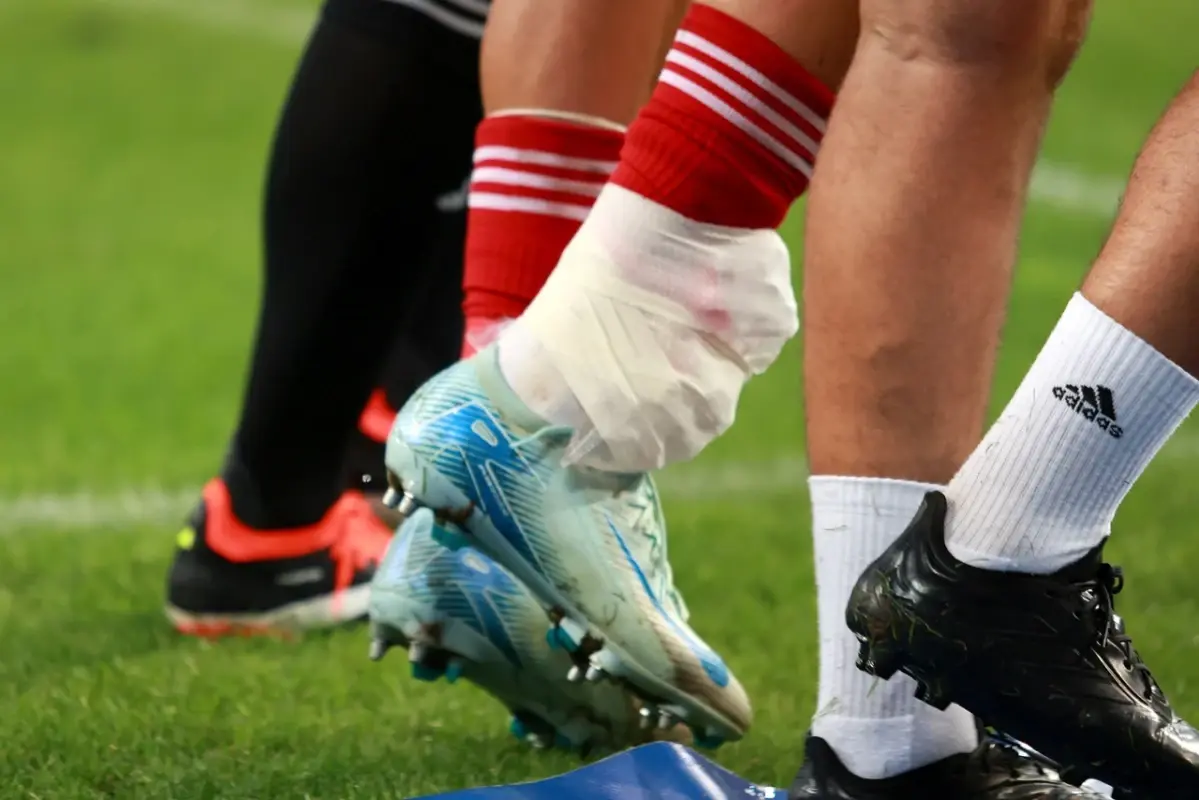 jack-grealish-podstoupil-operaci-po-zlomenine-chodidla-pravdepodobne-mimo-sezonu